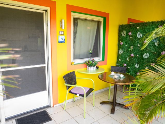 Happy Day Apartments #3