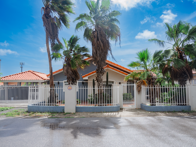 Charming Home for Rent in Tranquil Rooi Master