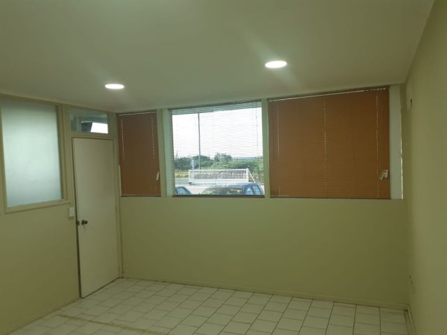 Barcadera 4 - Office Space 75 m2