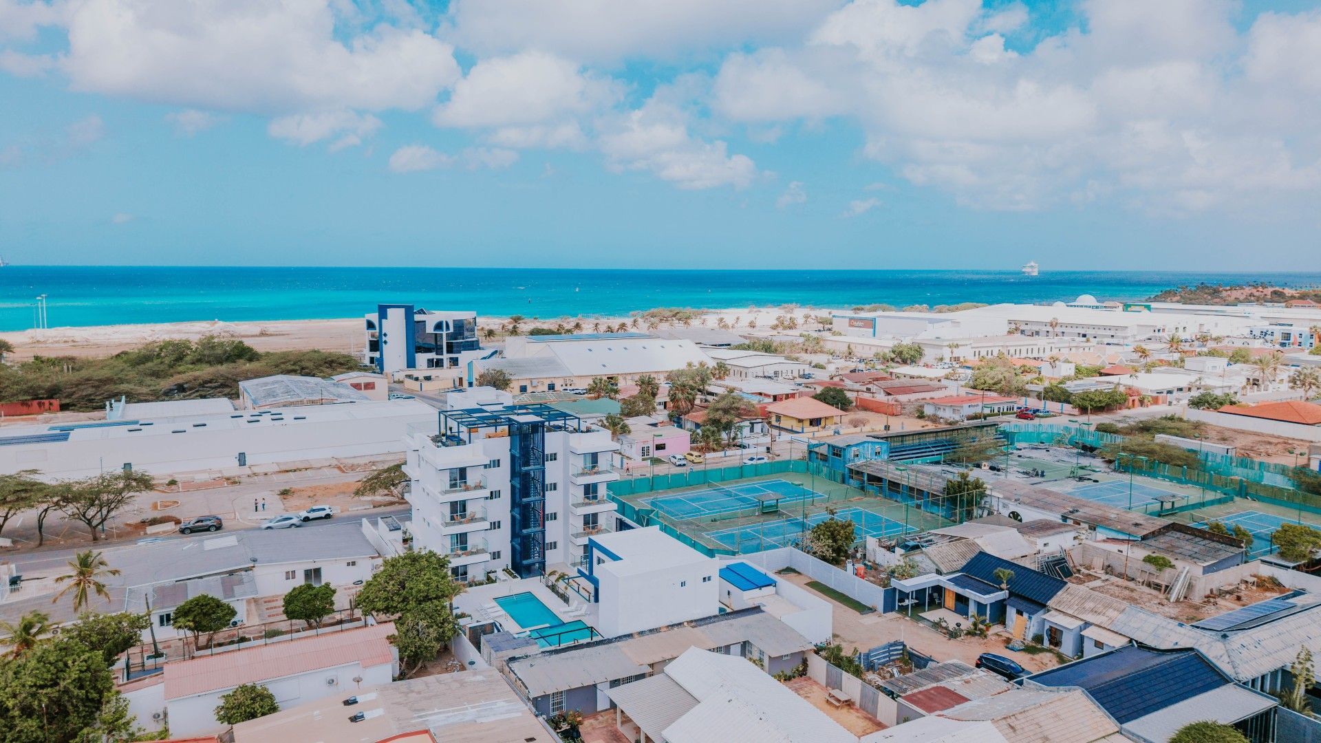 RE/MAX real estate, Aruba, Oranjestad, Eagle Condos - Apartment 2B